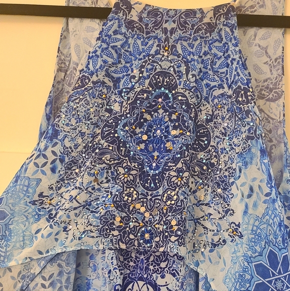 Dress - Picture 3 of 4